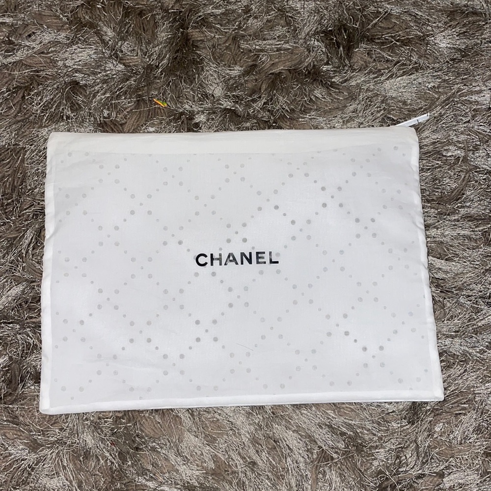 Chanel dustbag